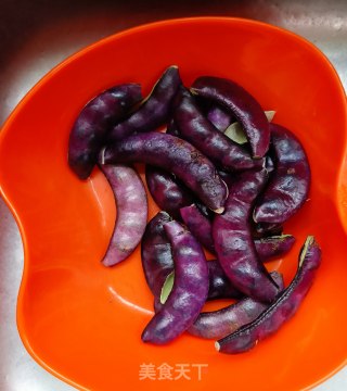 鸡公炖紫扁豆步骤2