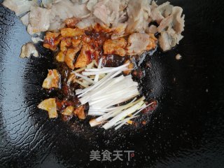 五花肉炒白萝卜步骤5