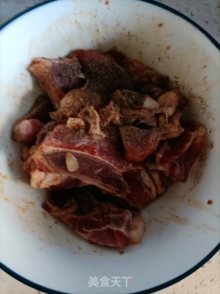 青椒洋葱炒牛仔骨步骤4