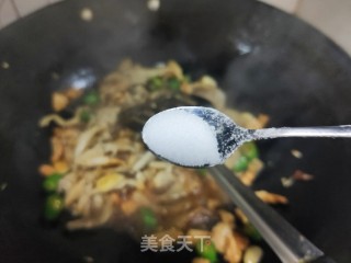 肉片炒蘑菇步骤11 肉片炒蘑菇步骤11
