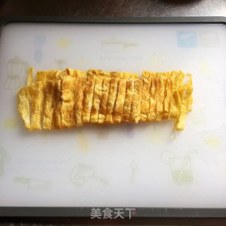 蛋皮拌韭菜步骤7