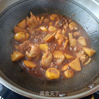板栗芋头烧鸡公步骤17