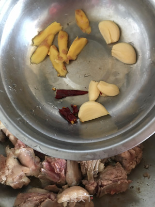 紫苏炒鸭步骤8 紫苏炒鸭步骤8