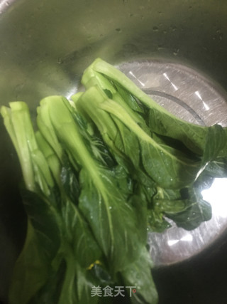 蒜香宁夏菜心步骤1