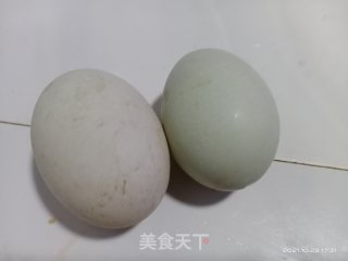 红萝卜炒鸡蛋步骤3