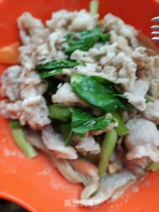 麻汁肉片拌平菇步骤19
