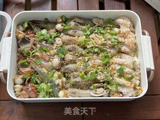 海鲜大咖在家做，一锅就搞定！步骤10
