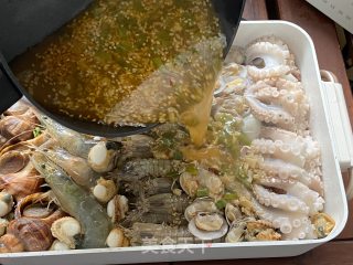 海鲜大咖在家做，一锅就搞定！步骤9