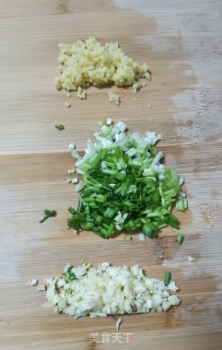 外婆菜炒肉沫步骤2