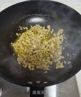 外婆菜炒肉沫步骤7