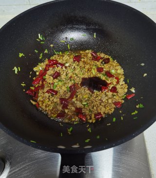 外婆菜炒肉沫步骤9