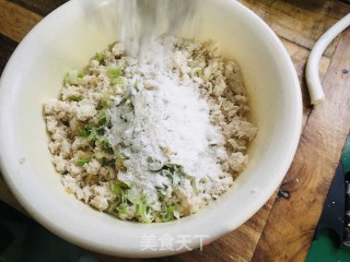 红薯粉丸子步骤2
