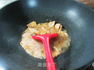 锅巴花菜肉片步骤6