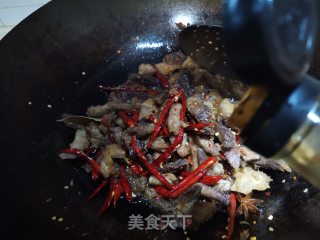 麻辣猪肉条步骤7