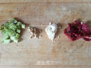 豇豆豆皮炖粉条步骤6