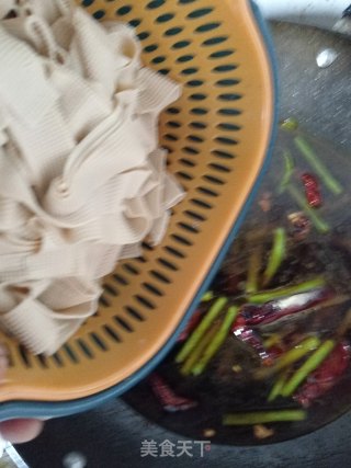 豇豆豆皮炖粉条步骤16