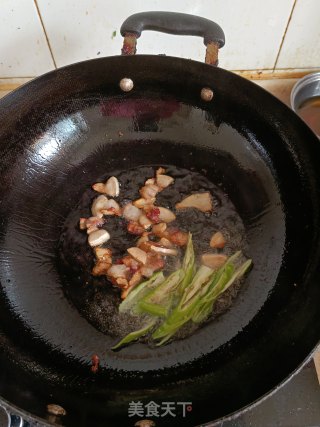 五花肉炒紫甘蓝步骤3
