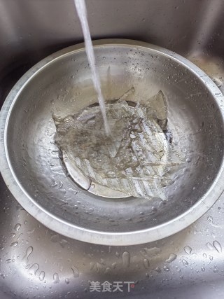 五花白菜炖粉皮步骤1
