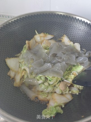 五花白菜炖粉皮步骤11
