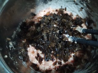 木耳蒸肉饼步骤4