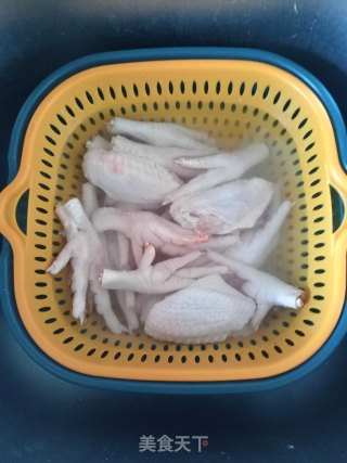 鸡翅鸡爪煲步骤1 鸡翅鸡爪煲步骤1