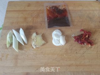 鸡翅鸡爪煲步骤8 鸡翅鸡爪煲步骤8