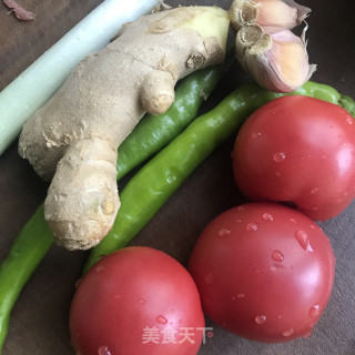 番茄炒双色菜花步骤1 番茄炒双色菜花步骤1