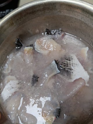 酸辣黑鱼片步骤1