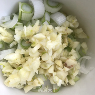 笋片炒虾仁步骤4