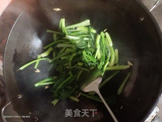 爆炒油菜步骤3