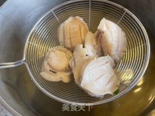 鲍汁焖凤爪步骤3