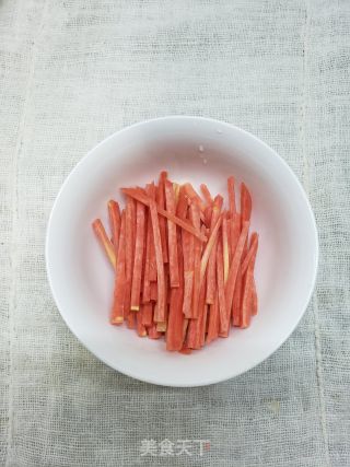 鲜菌菇滑蛋～不能错过的美味步骤2