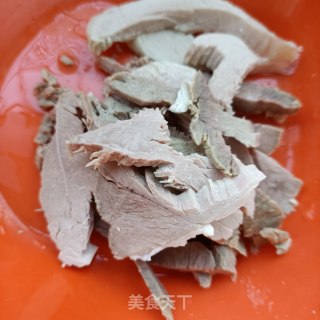 平菇油菜拌熟肉步骤9
