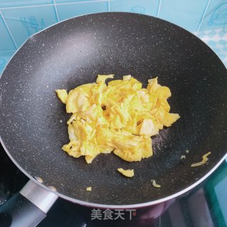 青椒西红柿炒鸡蛋步骤4