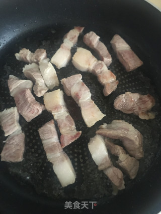白菜炖肉步骤5