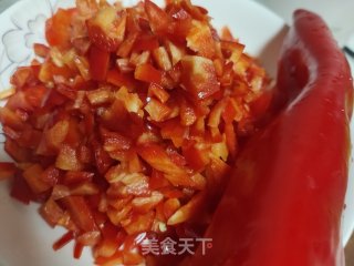 炒红辣椒末步骤1