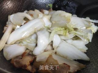 五花肉炒白菜梗步骤5