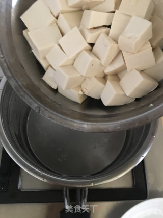 蟹黄炖豆腐步骤6