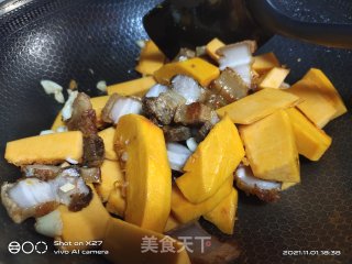 南瓜烧五花肉步骤4