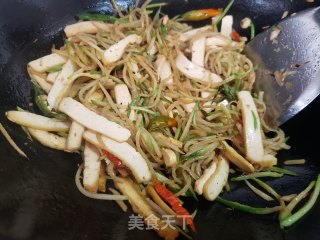 白萝卜炒豆干步骤4