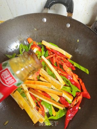 青红椒炒豆干步骤11 青红椒炒豆干步骤11