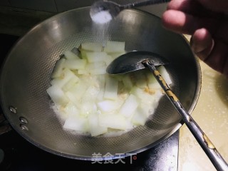 海米炒冬瓜步骤5