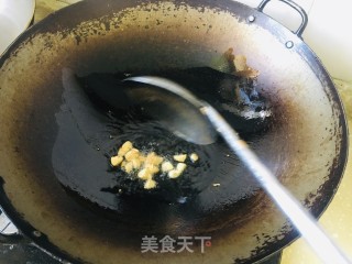 蒜头油生抽淋芥兰步骤4