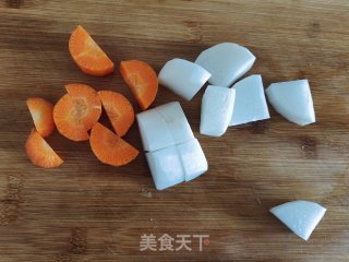 日式鸡腿炖萝卜步骤2