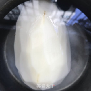 醋溜莲藕片步骤1