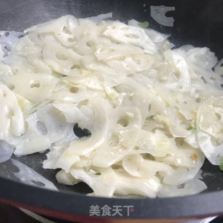 醋溜莲藕片步骤6