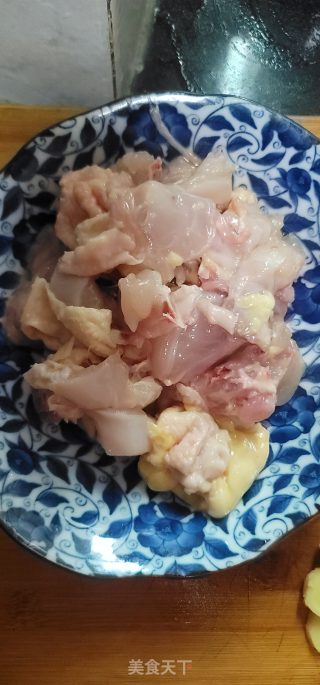 老母鸡炖土豆胡萝卜步骤2