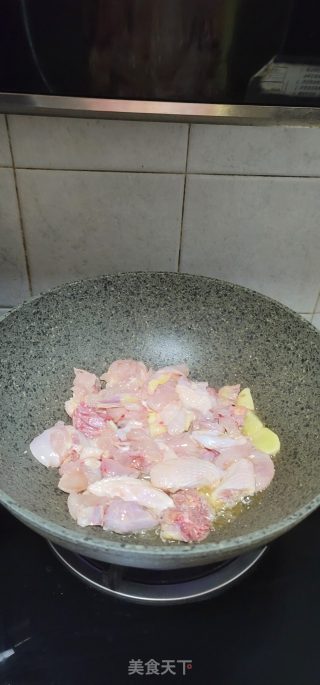 老母鸡炖土豆胡萝卜步骤5