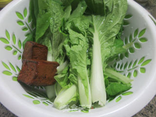 香干炒毛毛菜步骤1