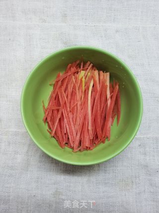 家常美味包菜肉末炒粉条步骤5